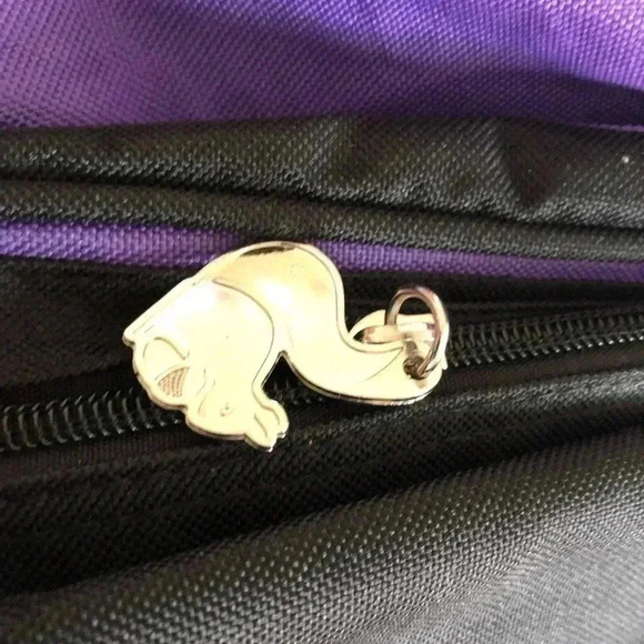 Laptop Messenger Bag in purple & black.Fits 13-17” Laptop. Multiple compartments - Picture 4 of 8